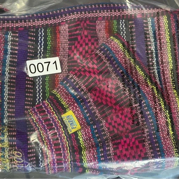 Colorful Woven Tote Bag from Mexico‎ - Picture 7 of 7